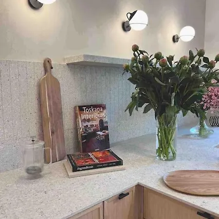 Ambassador * Amazing Garden & Flat * 2 Bdr * 120 Sqm * Βουκουρέστι