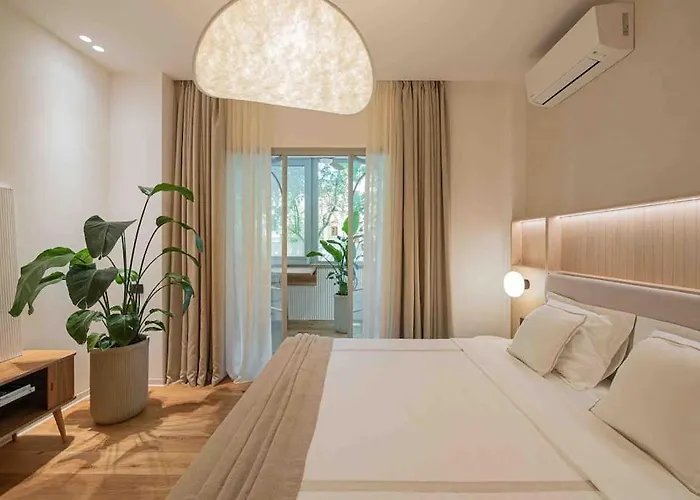 公寓 Ambassador * Amazing Garden & Flat * 2 Bdr * 120 Sqm *