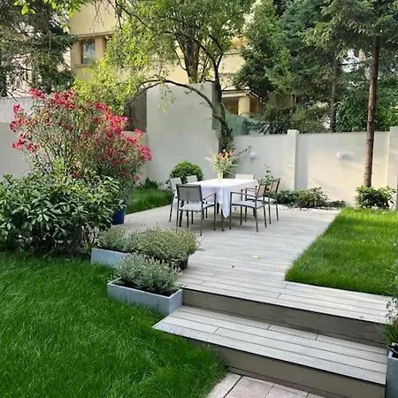 Ambassador * Amazing Garden & Flat * 2 Bdr * 120 Sqm * 布加勒斯特