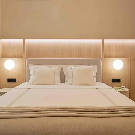 Ambassador * Amazing Garden & Flat * 2 Bdr * 120 Sqm *