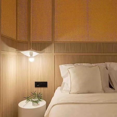 Ambassador * Amazing Garden & Flat * 2 Bdr * 120 Sqm *